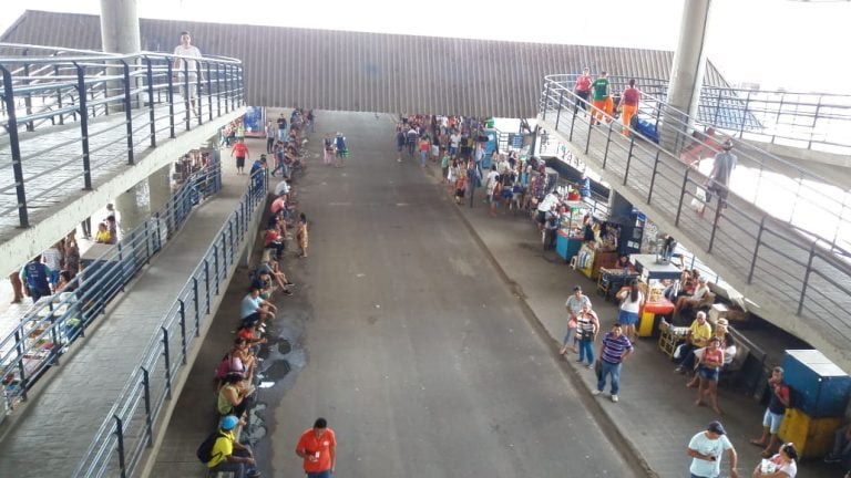 Em nota, OAB-AM pede que grevistas recuem da paralisação do transporte público