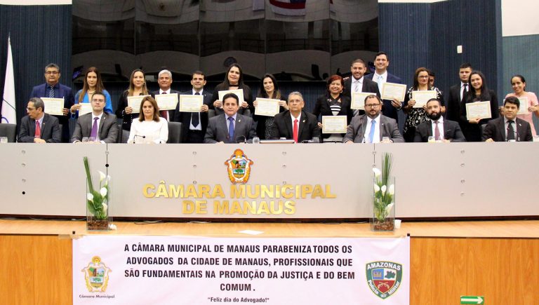 Advogados são homenageados na Câmara de Manaus