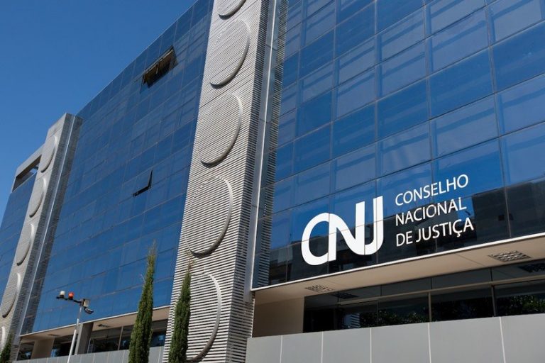 OAB solicita ao CNJ a reabertura de fóruns e tribunais no país
