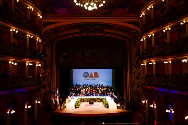Em cerimônia que celebrou a pluralidade e o acolhimento, membros da OAB-AM tomam posse