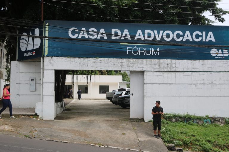 Casa do Advogado da OAB-AM é aberta para expediente