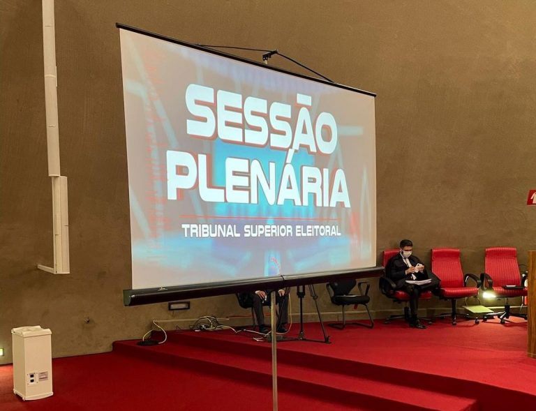 Presidente da Comissão Eleitoral participa de evento em Brasília