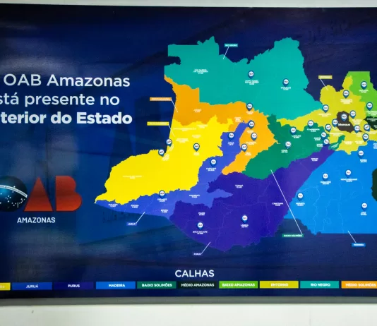 Presidente Jean Cleuter apresenta o mapa de interiorização da OAB-AM no interior do Amazonas